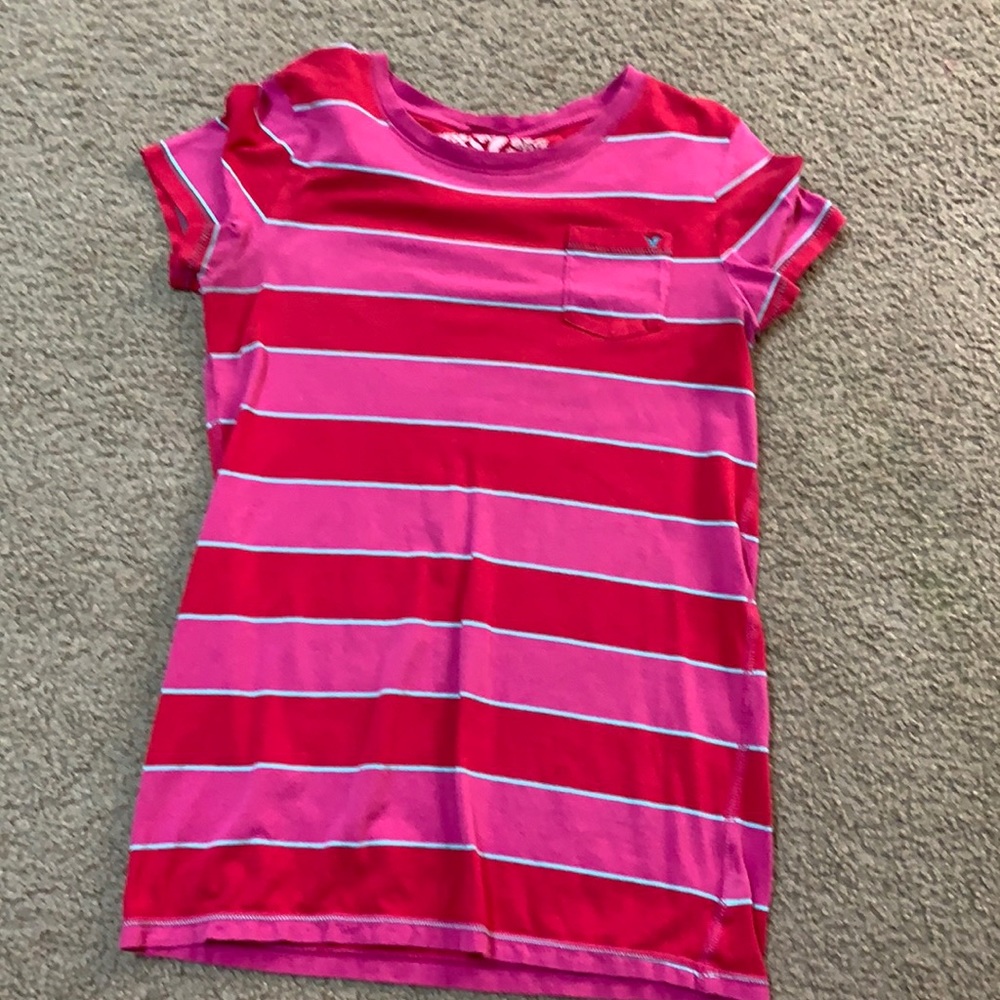 Pink and red American eagle T-shirt